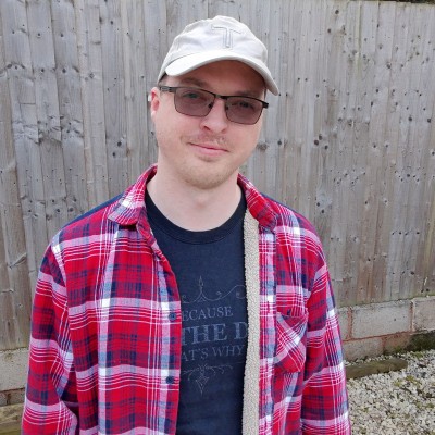 Portrait of Thomas, known online as ZetaScrub